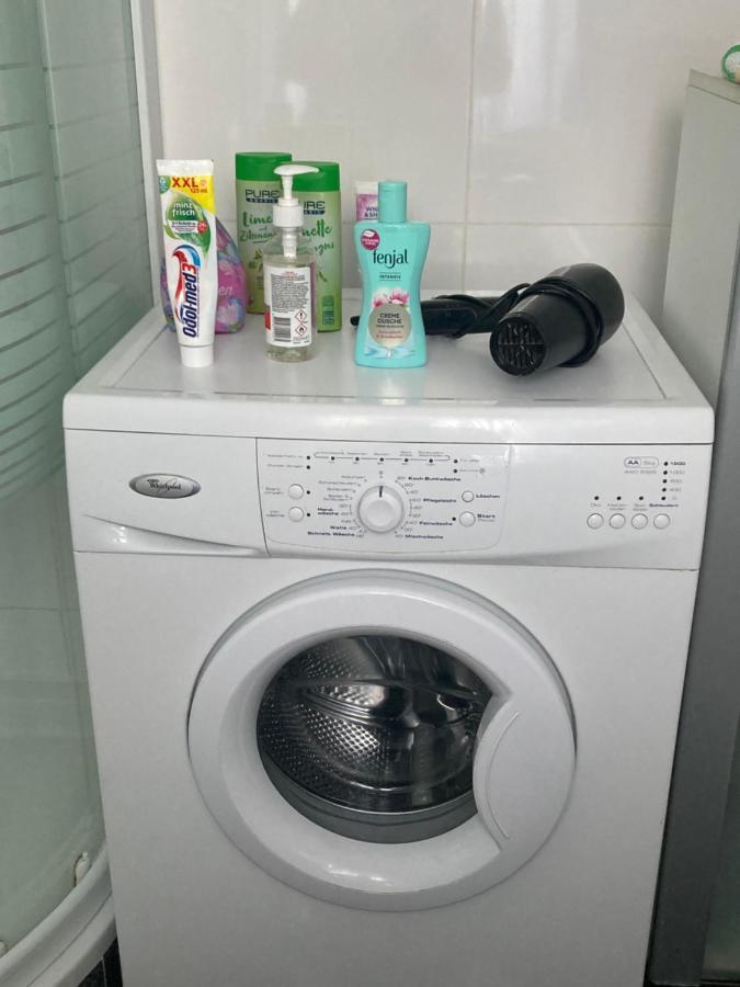 Toll Apartment Mit Privatem Eingang Free Parking Slbst Check-In Netflix 30 Zone Ruhig Duisburg Kültér fotó